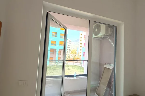 Shtepi me qera Apartament ne Tirane, 1+1, Mobilimi E mobiluar, Pagesa 45,000  Leke.