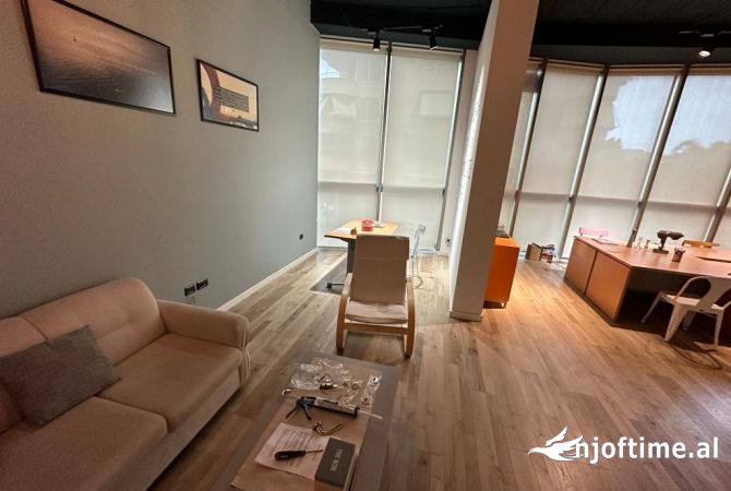 Business Property in Sale 3+1 in Tirana - 270,000 Euro