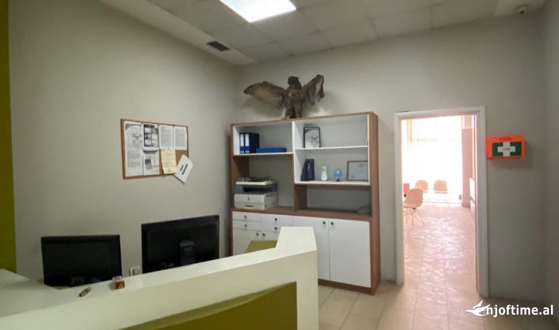 Jepet me qeta duyqni i ndare ne dy ambjente