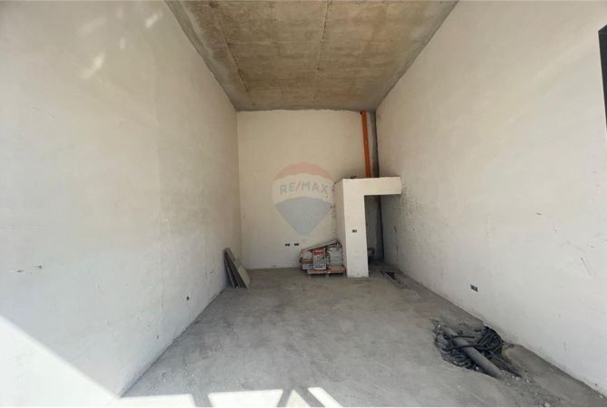 Business Property in Sale 1+1 in Tirana - 101,000 Euro