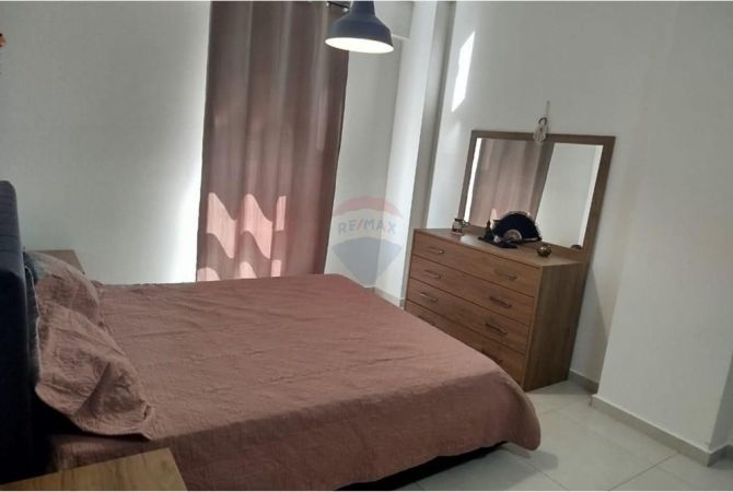 Shtepi me qera Apartament ne Tirane, 1+1, Mobilimi E mobiluar, Pagesa 550  Euro.