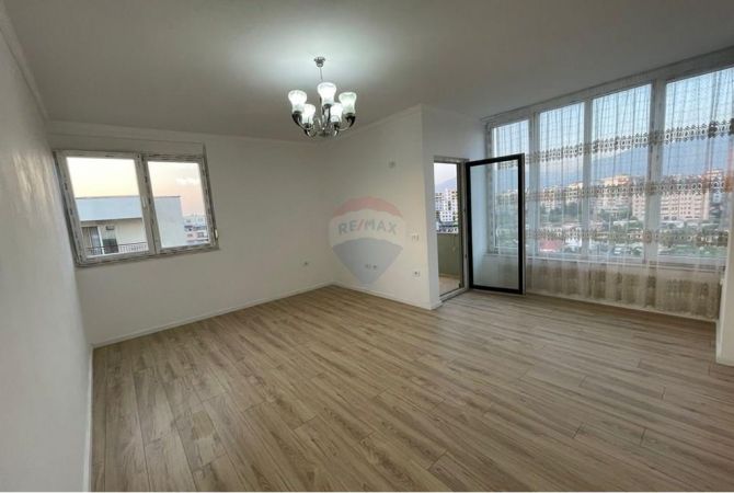 Shtepi ne shitje Apartament ne Tirane, 1+1, Mobilimi Pjeserisht e mobiluar, Pagesa 87,000  Euro.