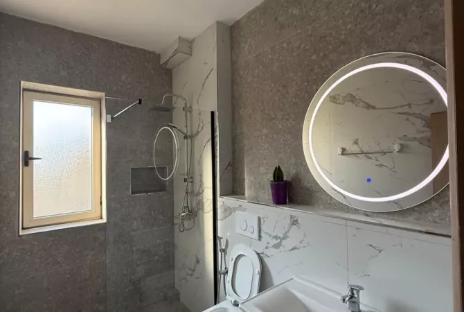 Shtepi me qera Apartament ne Tirane, 2+1, Mobilimi E mobiluar, Pagesa 600  Euro.