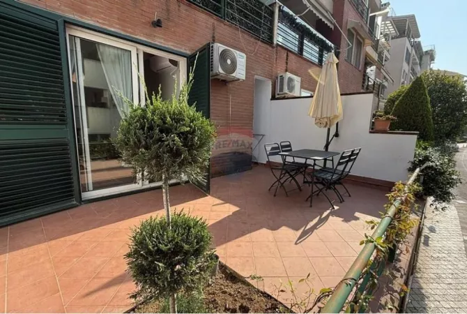 Shtepi me qera Apartament ne Tirane, 1+1, Mobilimi E mobiluar, Pagesa 550  Euro.
