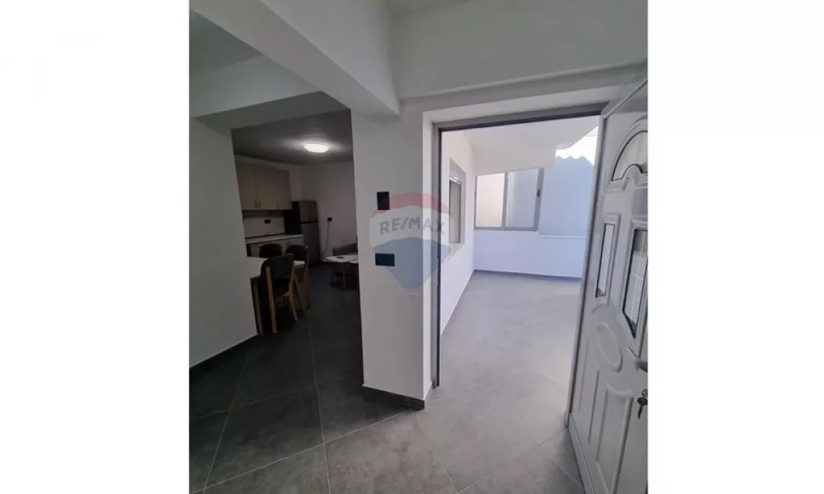 Shtepi me qera Apartament ne Tirane, 2+1, Mobilimi E mobiluar, Pagesa 60,000  Leke.