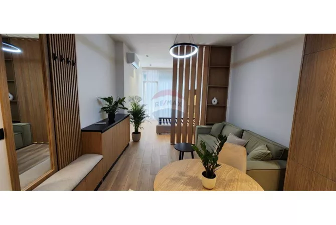 Garsoniere per shitje, prane Liqenit Tiranes. 50 m2