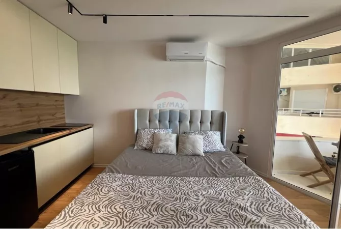 Shtepi ne shitje Apartament ne Durres, Garsoniere, Mobilimi E mobiluar, Pagesa 85,000  Euro.