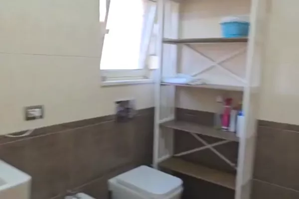 Shtepi me qera Apartament ne Tirane, 1+1, Mobilimi E mobiluar, Pagesa 50,000  Leke.