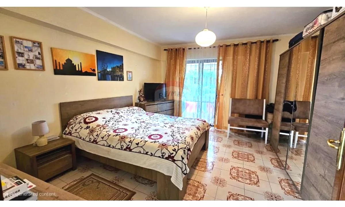 Shtepi ne shitje Apartament ne Tirane, 3+1, Mobilimi E mobiluar, Pagesa 175,000  Euro.