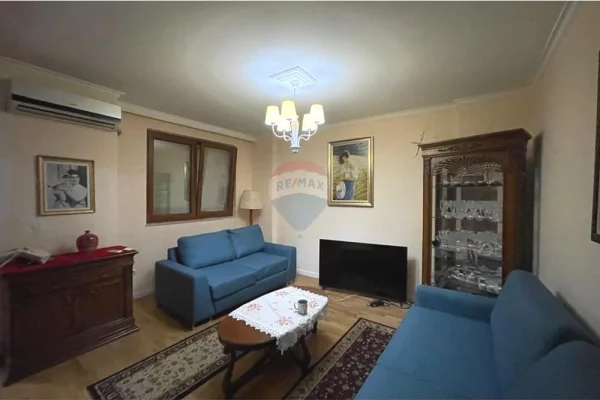 Apartament me Qira 2+1+2 Ballkone tek Selvia + Post Parkimi 