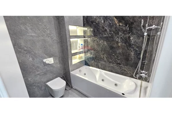 Shtepi ne shitje Apartament ne Tirane, 2+1, Mobilimi E mobiluar, Pagesa 210,000  Euro.