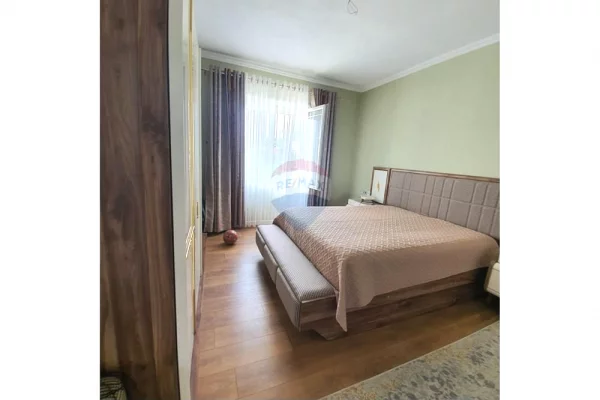Shtepi ne shitje Apartament ne Tirane, 2+1, Mobilimi E mobiluar, Pagesa 255,000  Euro.