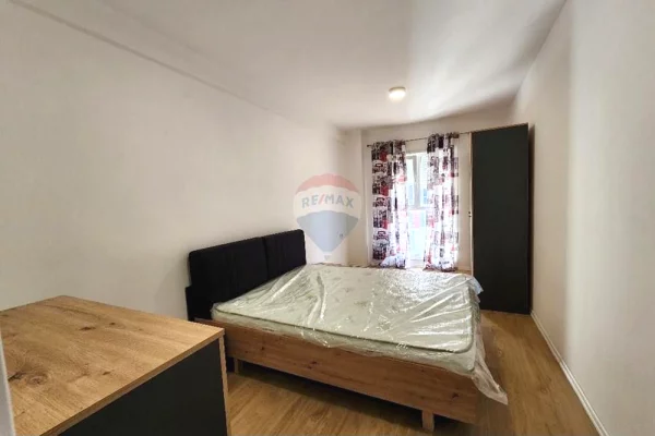 Shtepi me qera Apartament ne Tirane, 2+1, Mobilimi E mobiluar, Pagesa 500  Euro.