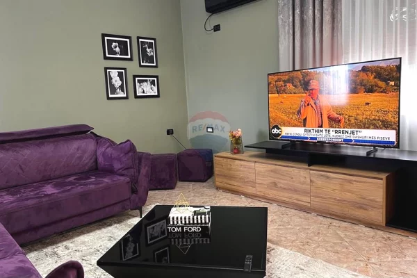 Shtepi me qera Apartament ne Tirane, 2+1, Mobilimi E mobiluar, Pagesa 45,000  Leke.