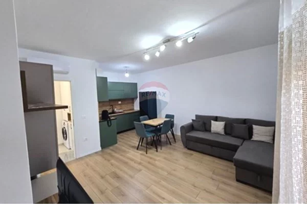 Shtepi me qera Apartament ne Tirane, 1+1, Mobilimi E mobiluar, Pagesa 700  Euro.