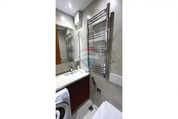 Shtepi me qera Apartament ne Tirane, 2+1, Mobilimi E mobiluar, Pagesa 670  Euro.