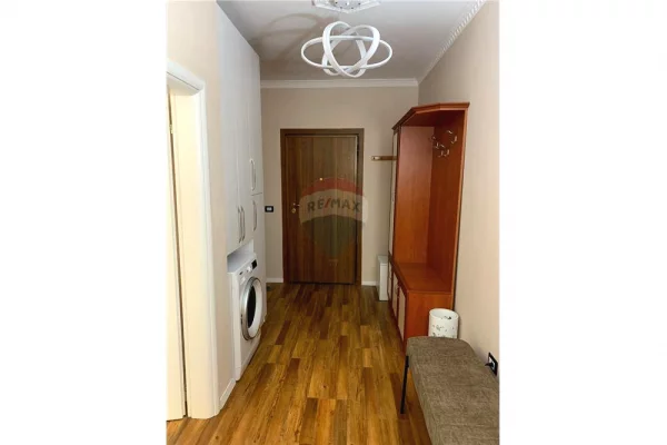 Shtepi me qera Apartament ne Tirane, 2+1, Mobilimi E mobiluar, Pagesa 720  Euro.