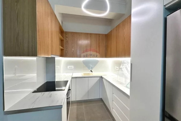 Shtepi me qera Apartament ne Tirane, 2+1, Mobilimi E mobiluar, Pagesa 86,500  Leke.