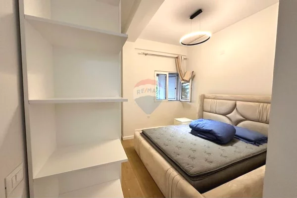 Shtepi me qera Apartament ne Tirane, 2+1, Mobilimi E mobiluar, Pagesa 86,500  Leke.