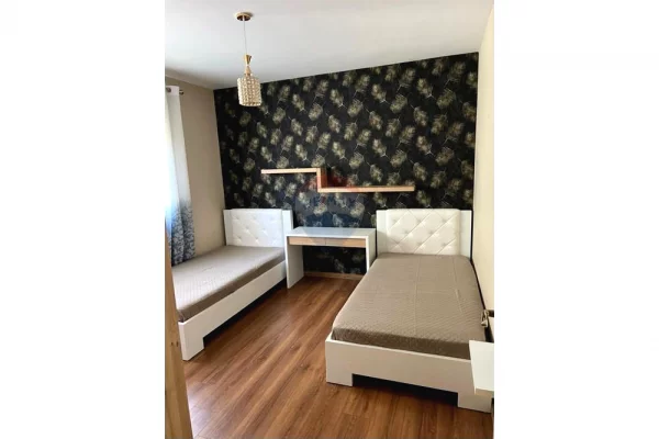 Shtepi me qera Apartament ne Tirane, 2+1, Mobilimi E mobiluar, Pagesa 81,500  Leke.