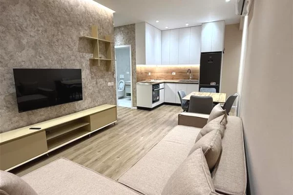 Shtepi me qera Apartament ne Tirane, 1+1, Mobilimi E mobiluar, Pagesa 45,000  Leke.