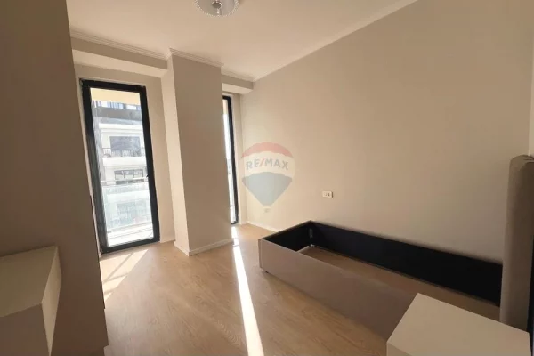 Shtepi me qera Apartament ne Tirane, 2+1, Mobilimi E mobiluar, Pagesa 1,000  Euro.