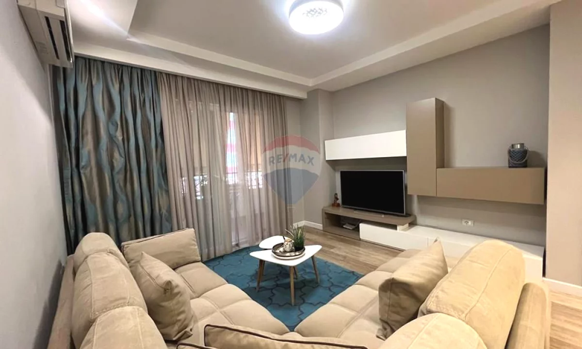Shtepi me qera Apartament ne Tirane, 2+1, Mobilimi E mobiluar, Pagesa 97,000  Leke.