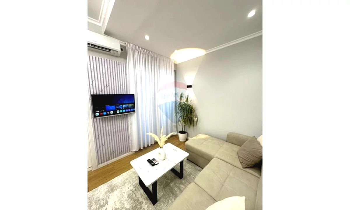 Shtepi ne shitje Apartament ne Tirane, 1+1, Mobilimi E mobiluar, Pagesa 119,000  Euro.