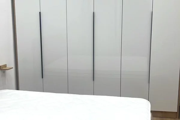 Shtepi me qera Apartament ne Tirane, 1+1, Mobilimi E mobiluar, Pagesa 450  Euro.