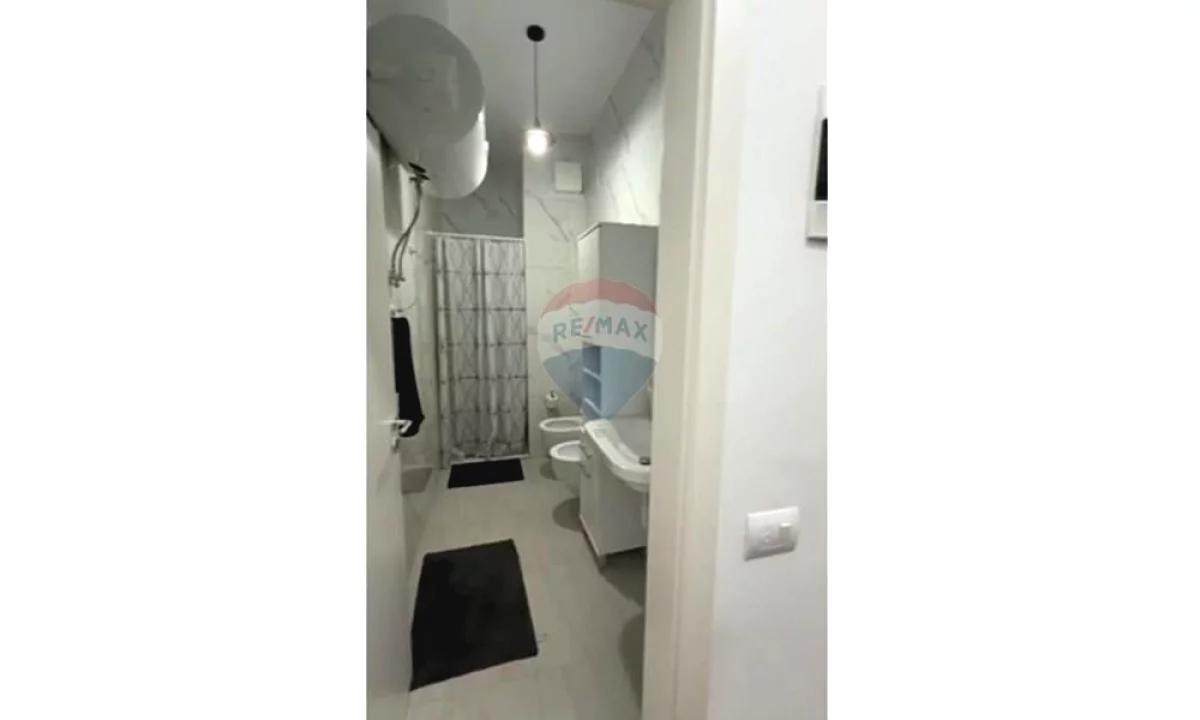 Shtepi me qera Apartament ne Tirane, 2+1, Mobilimi E mobiluar, Pagesa 600  Euro.