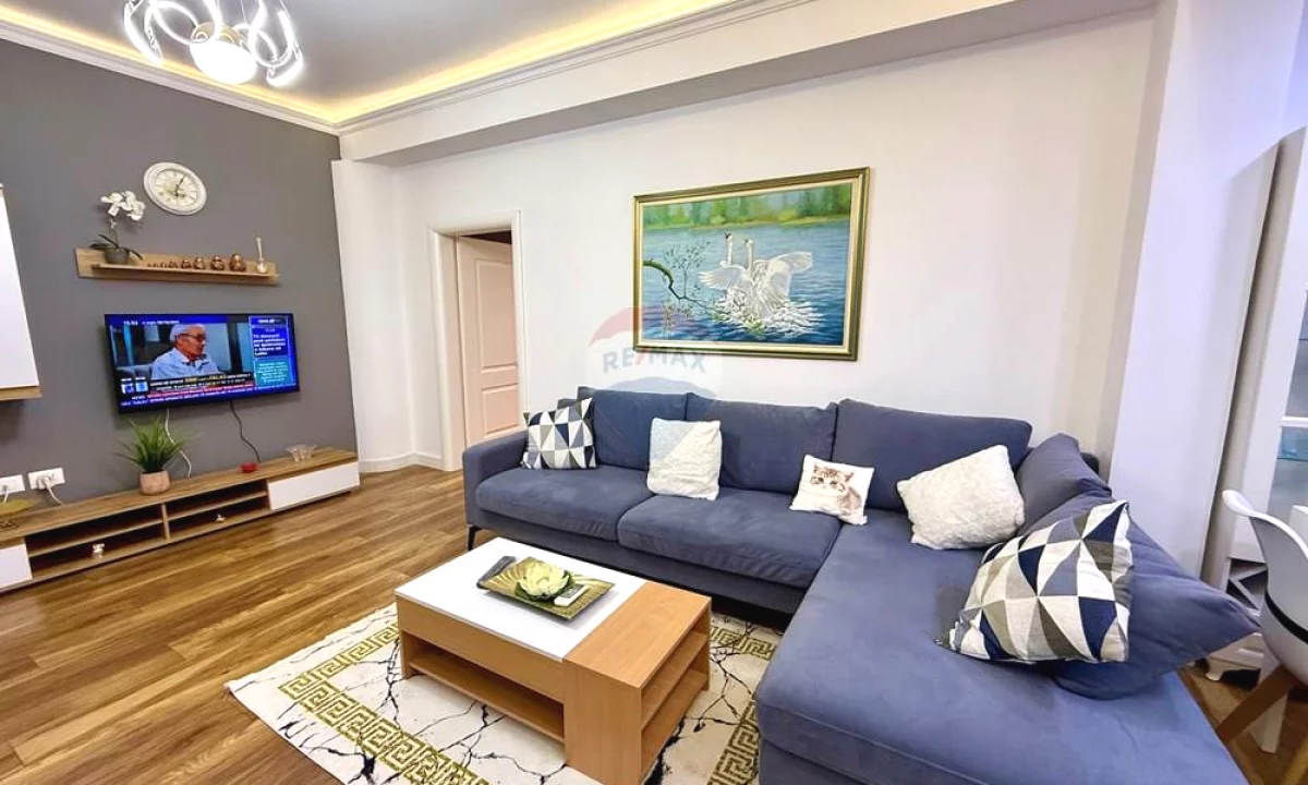 Shtepi me qera Apartament ne Tirane, 1+1, Mobilimi E mobiluar, Pagesa 65,000  Leke.