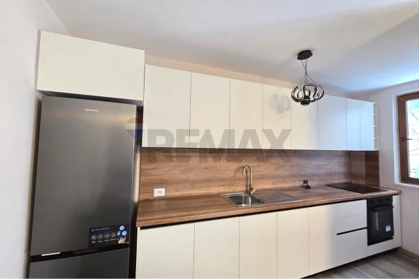 Shtepi me qera Apartament ne Tirane, 1+1, Mobilimi E mobiluar, Pagesa 550  Euro.