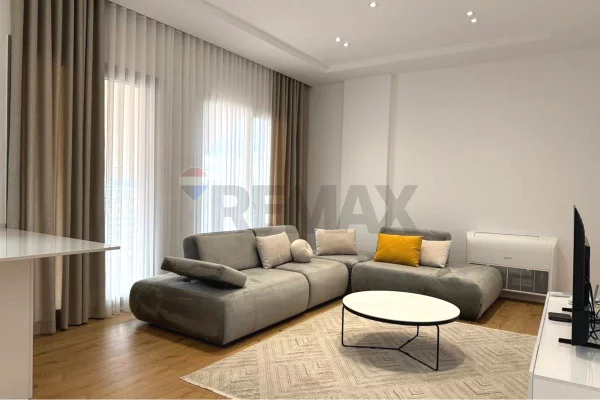 Shtepi me qera Apartament ne Tirane, 2+1, Mobilimi E mobiluar, Pagesa 950  Euro.