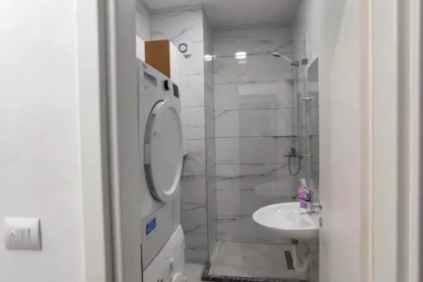 Shtepi me qera Apartament ne Tirane, 1+1, Mobilimi E mobiluar, Pagesa 500  Euro.