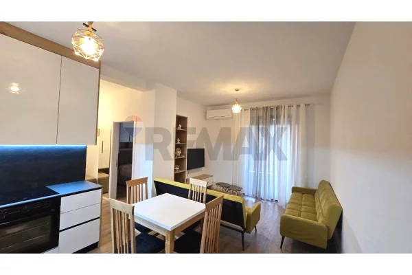 Shtepi me qera Apartament ne Tirane, 1+1, Mobilimi E mobiluar, Pagesa 500  Euro.