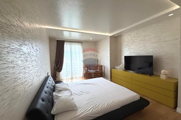 Shtepi me qera Apartament ne Tirane, 1+1, Mobilimi E mobiluar, Pagesa 1,100  Euro.