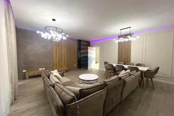 Shtepi me qera Apartament ne Tirane, 2+1, Mobilimi E mobiluar, Pagesa 1,300  Euro.