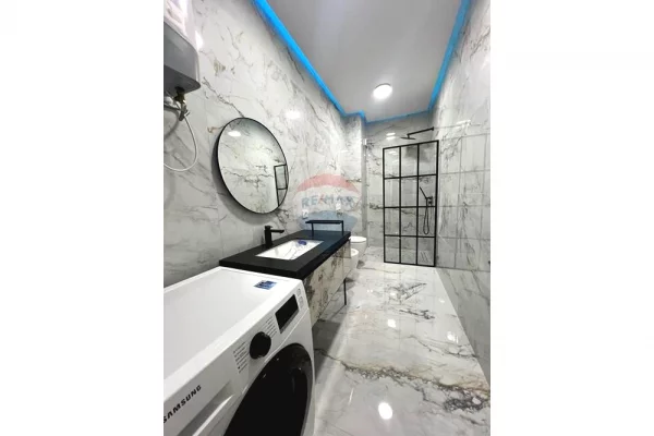 Shtepi me qera Apartament ne Tirane, 2+1, Mobilimi E mobiluar, Pagesa 1,300  Euro.