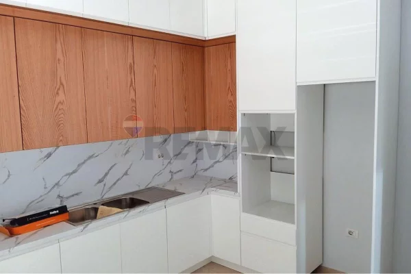 Shtepi me qera 3+1 ne Tirane - 700 Euro