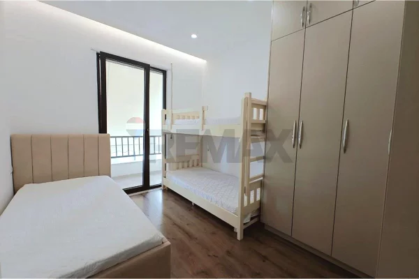 Shtepi me qera Apartament ne Tirane, 2+1, Mobilimi E mobiluar, Pagesa 65,000  Leke.