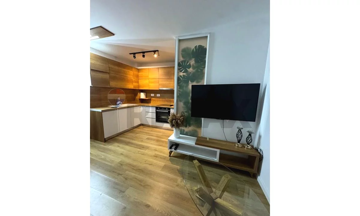 Shtepi me qera Apartament ne Tirane, 2+1, Mobilimi E mobiluar, Pagesa 75,000  Leke.