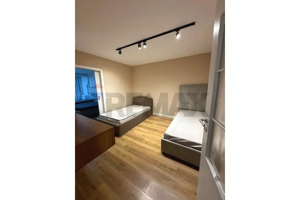 Shtepi me qera Apartament ne Tirane, 2+1, Mobilimi E mobiluar, Pagesa 75,000  Leke.