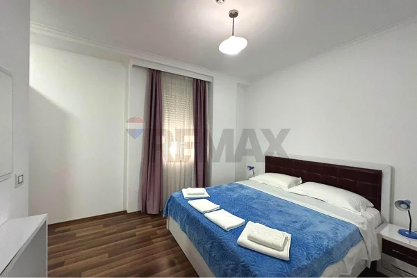 Shtepi ne shitje Apartament ne Tirane, 2+1, Mobilimi E mobiluar, Pagesa 111,680  Euro.
