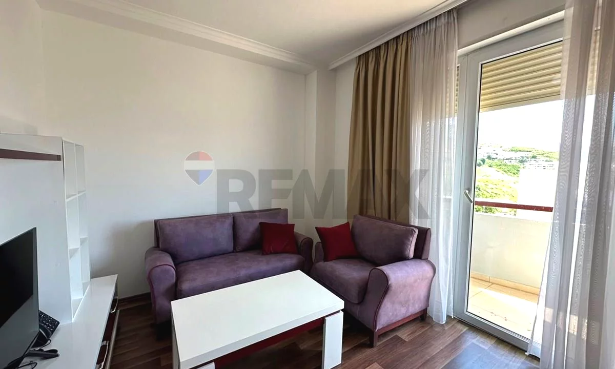Shtepi ne shitje Apartament ne Tirane, 2+1, Mobilimi E mobiluar, Pagesa 111,680  Euro.