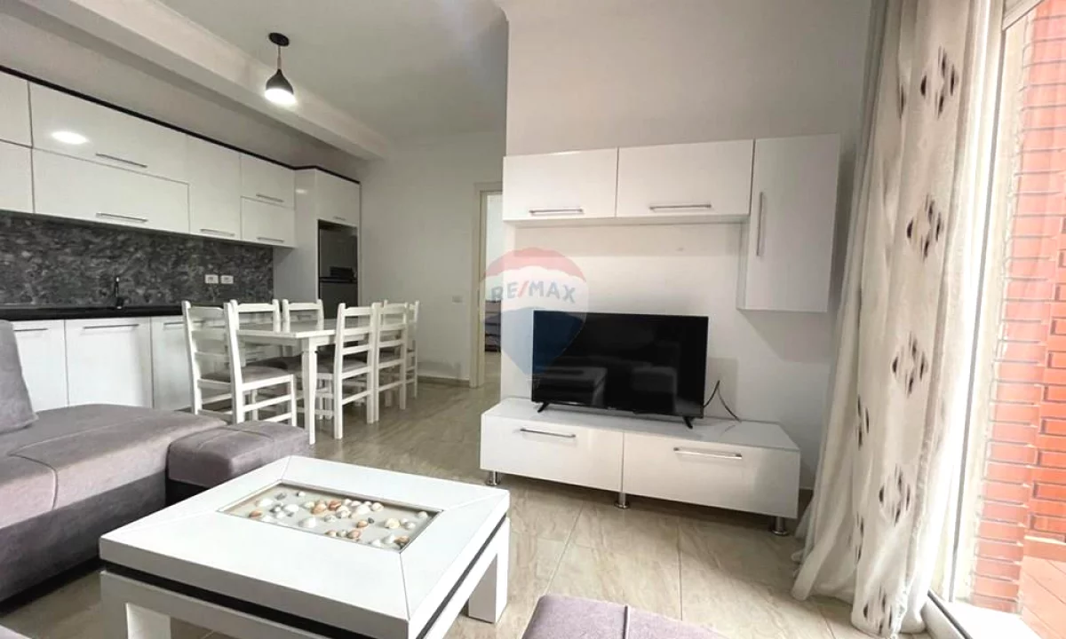 Shtepi me qera Apartament ne Tirane, 1+1, Mobilimi E mobiluar, Pagesa 55,000  Leke.
