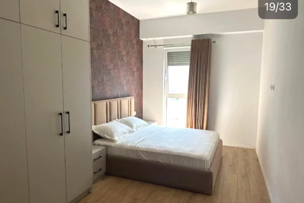 Shtepi me qera Apartament ne Tirane, 2+1, Mobilimi E mobiluar, Pagesa 70,000  Leke.
