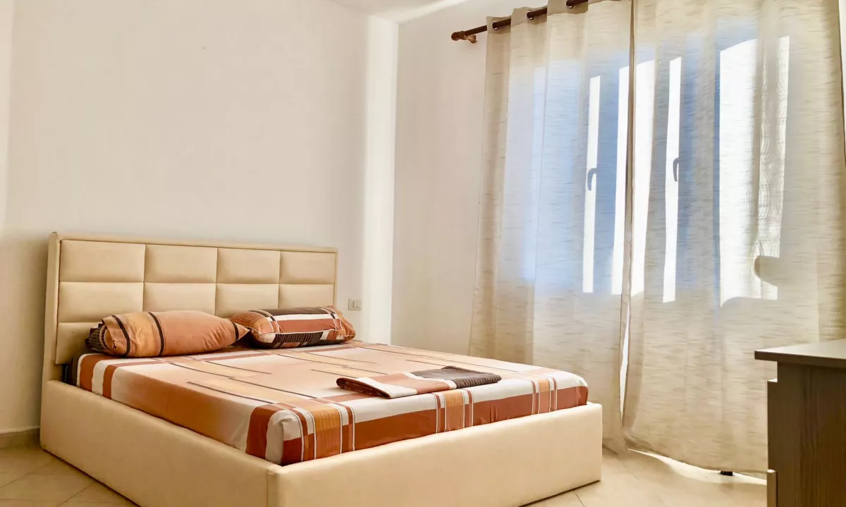 Shtepi me qera Apartament ne Vlore, 1+1, Mobilimi E mobiluar, Pagesa 300  Euro.