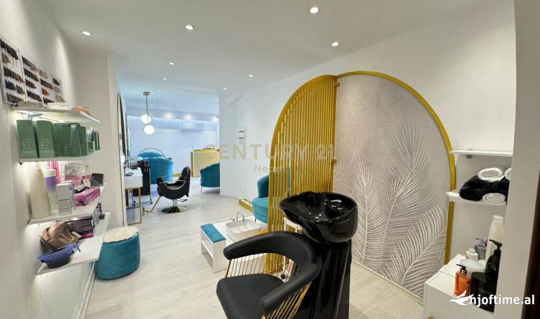 SHESIM BIZNES QENDER ESTETIKE TEK LIQENI I THATE!  Liqeni i Thate Tirana