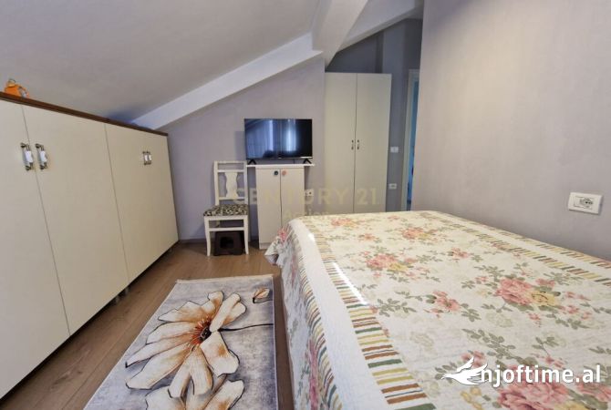 Appartamento in vendita a Tirana 5+1, Arredato