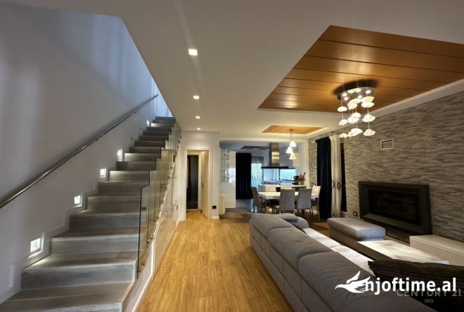 VILE MODERNE E BASHKANGJITUR TEK COLOMBO 2 prane Qendres Tregtare Teg ‼️  Rruga: Vilave, Lunder Tiran